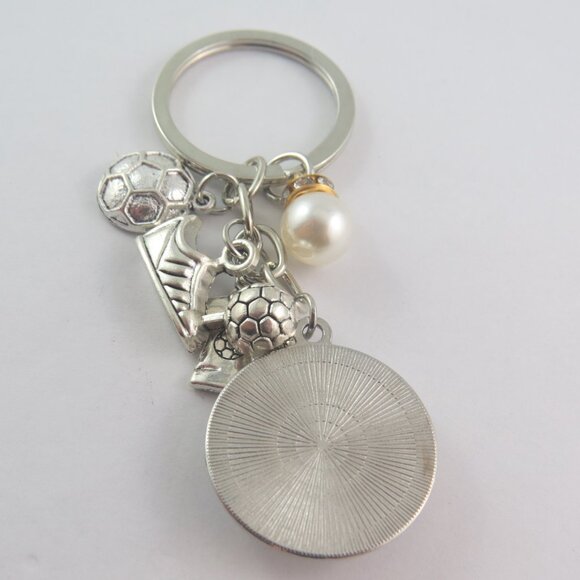 Soccer Keychain Soccer Lover Key Ring Sports Charm Football Keychain for Player - Picture 4 of 4